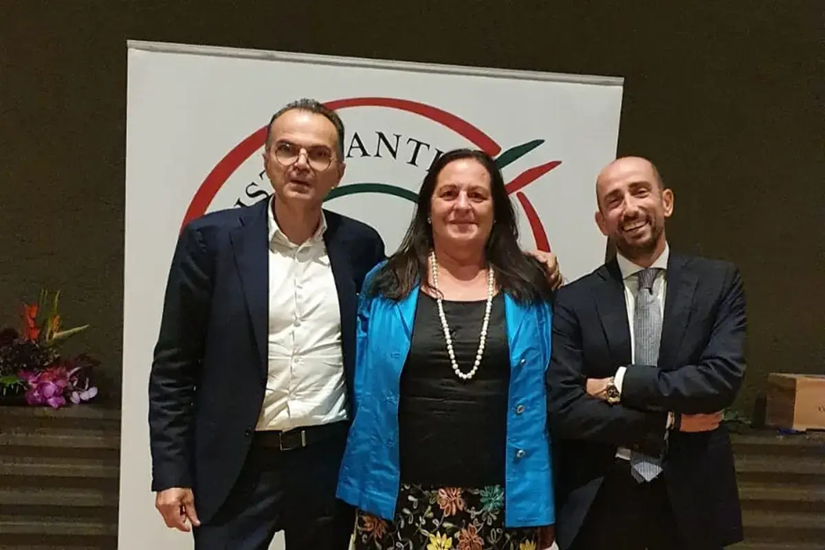 Luciano Spigaroli, Giovanna Guidetti, Cesare Carbone Unione Ristoranti Buon Ricordo: Carbone riconfermato presidente